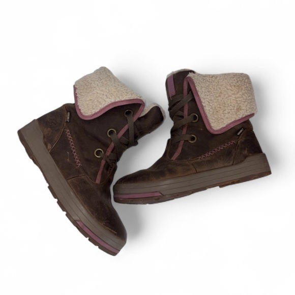 Keen Dry Snowmass Brown Leather Sherpa Low Boots - Picture 3 of 16